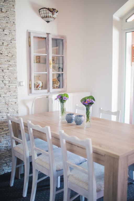 Apartmany U Papousku Jindřichŭv Hradec Ngoại thất bức ảnh