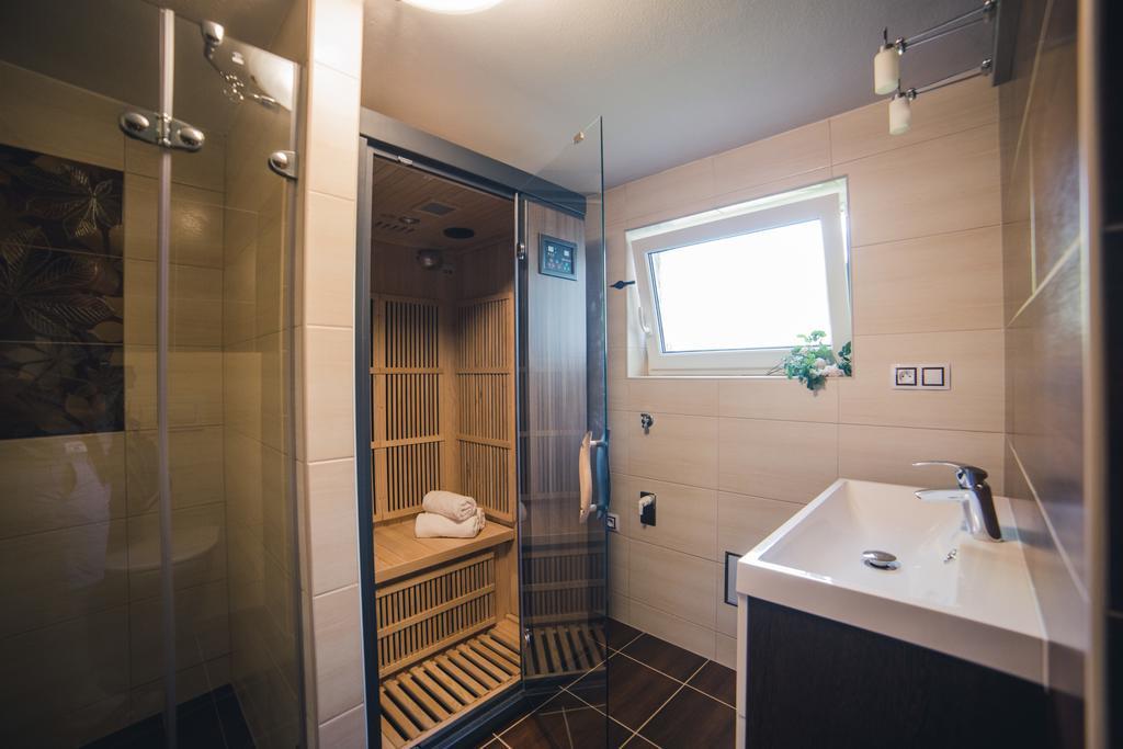 Apartmany U Papousku Jindřichŭv Hradec Ngoại thất bức ảnh
